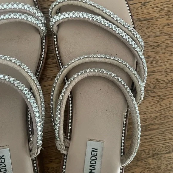 Steve Madden Sandals with Silver Sparkle Straps Size 7 - Picture 3 of 7